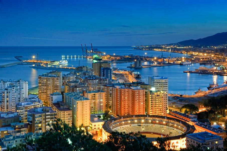 Apartamento El Anden De La Estacion Malaga Luaran gambar