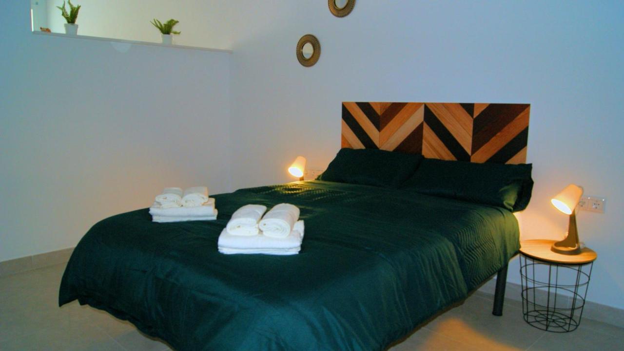 Apartamento El Anden De La Estacion Malaga Luaran gambar